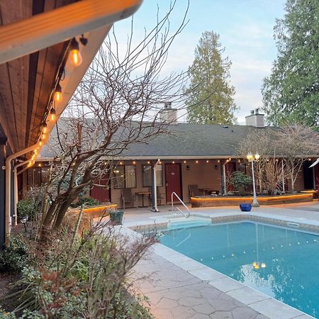 Sunshine Lodge Inn Gibsons Exterior foto