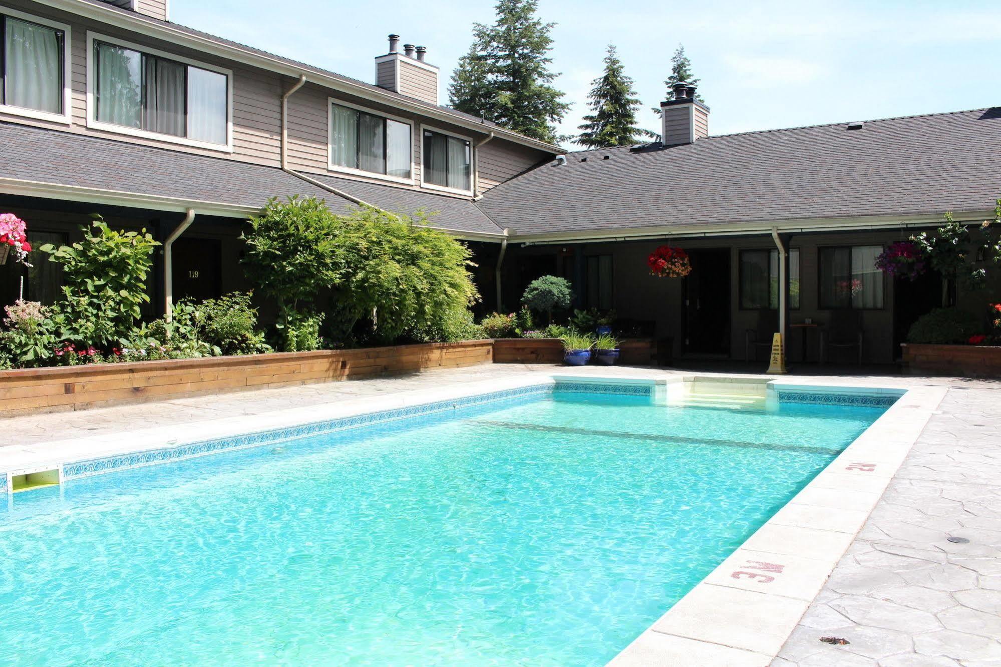 Sunshine Lodge Inn Gibsons Exterior foto